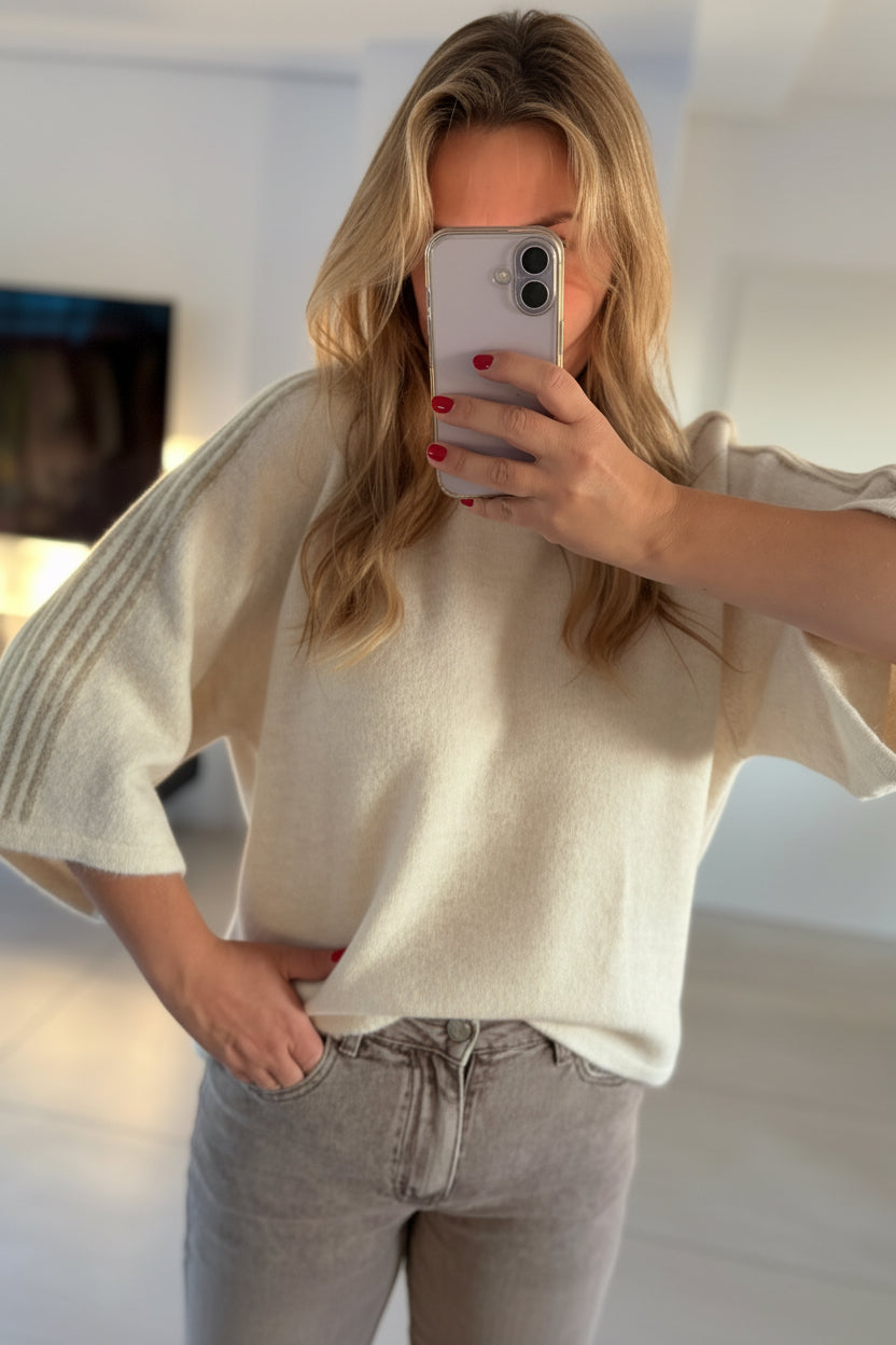 Oversize-Pullover in Creme-Beige – Vorderansicht