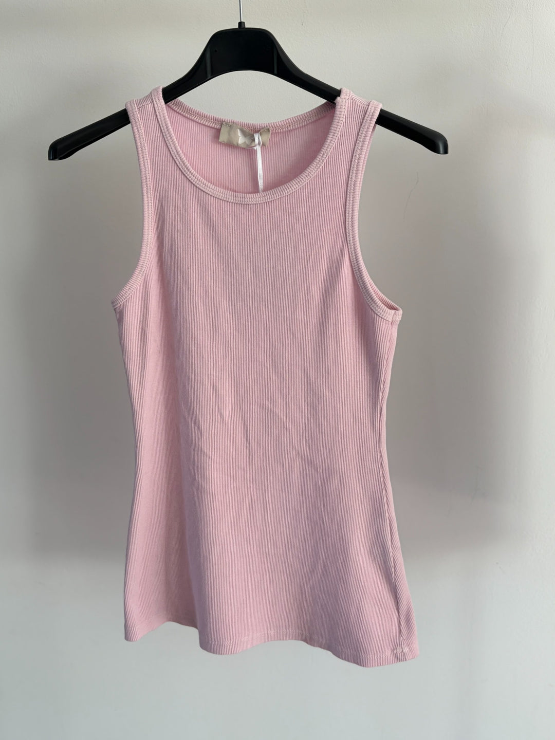 Ärmelloses Ripp-Top in Rosa mit Rundhalsausschnitt