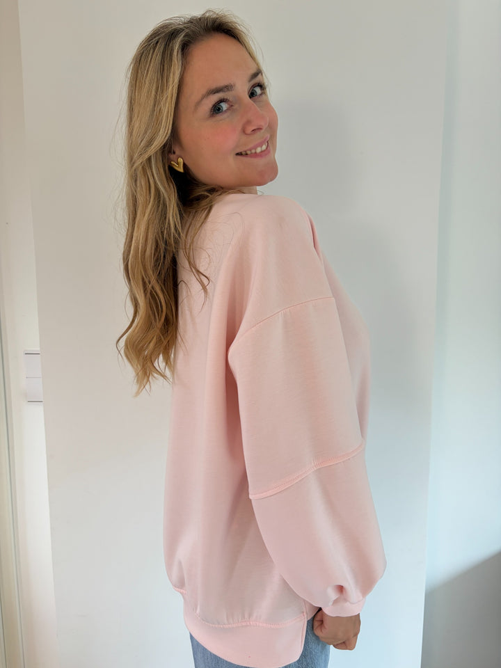 Butterweicher Damenpullover in Rosa, Rückenansicht