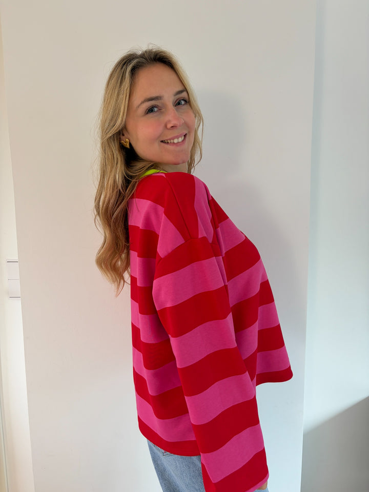 Gestreiftes CIAO Langarmshirt in Pink-Rot mit lockerem Oversize-Schnitt, Seitenansicht