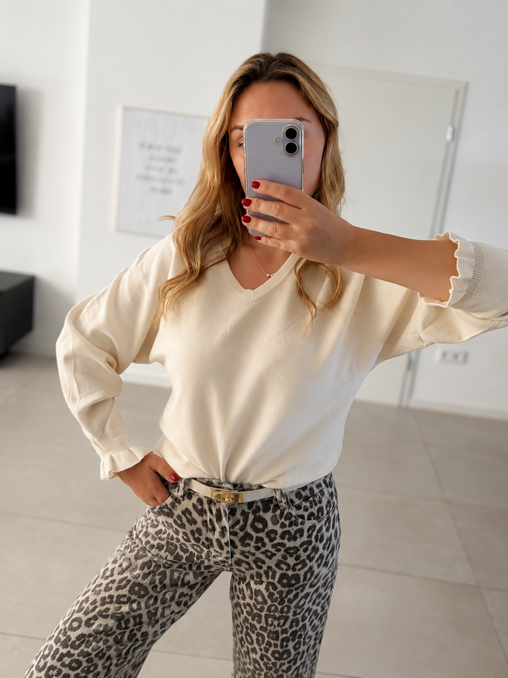 Leo Mom Jeans in Grau-Schwarz – Vorderansicht