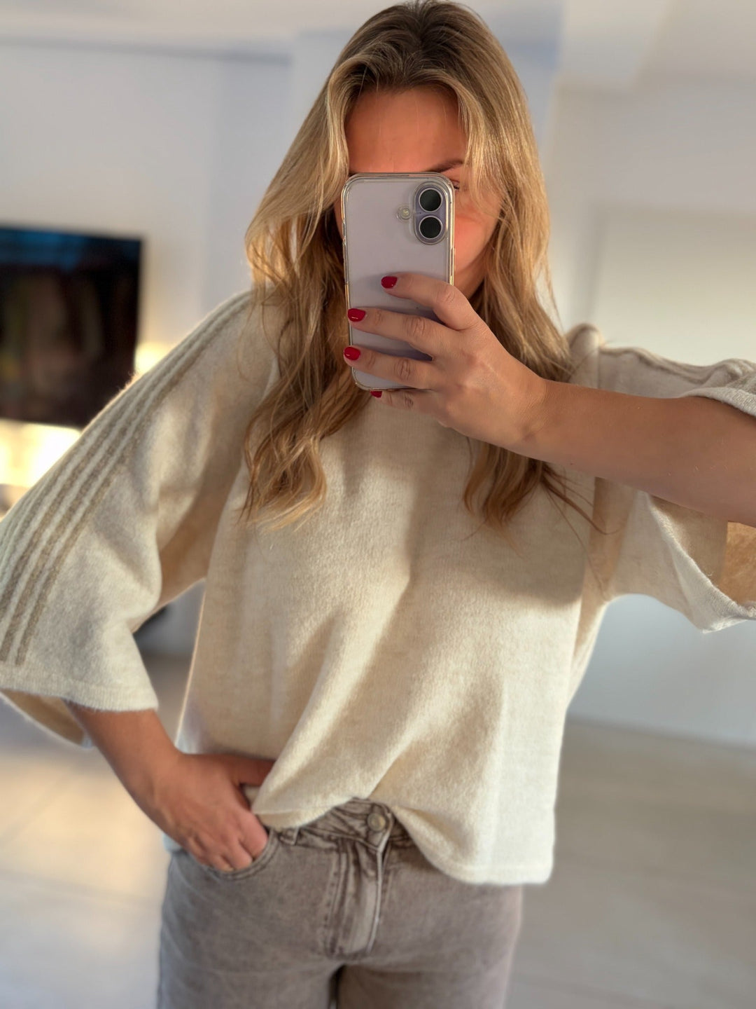 Oversize-Pullover in Creme-Beige – Seitenansicht