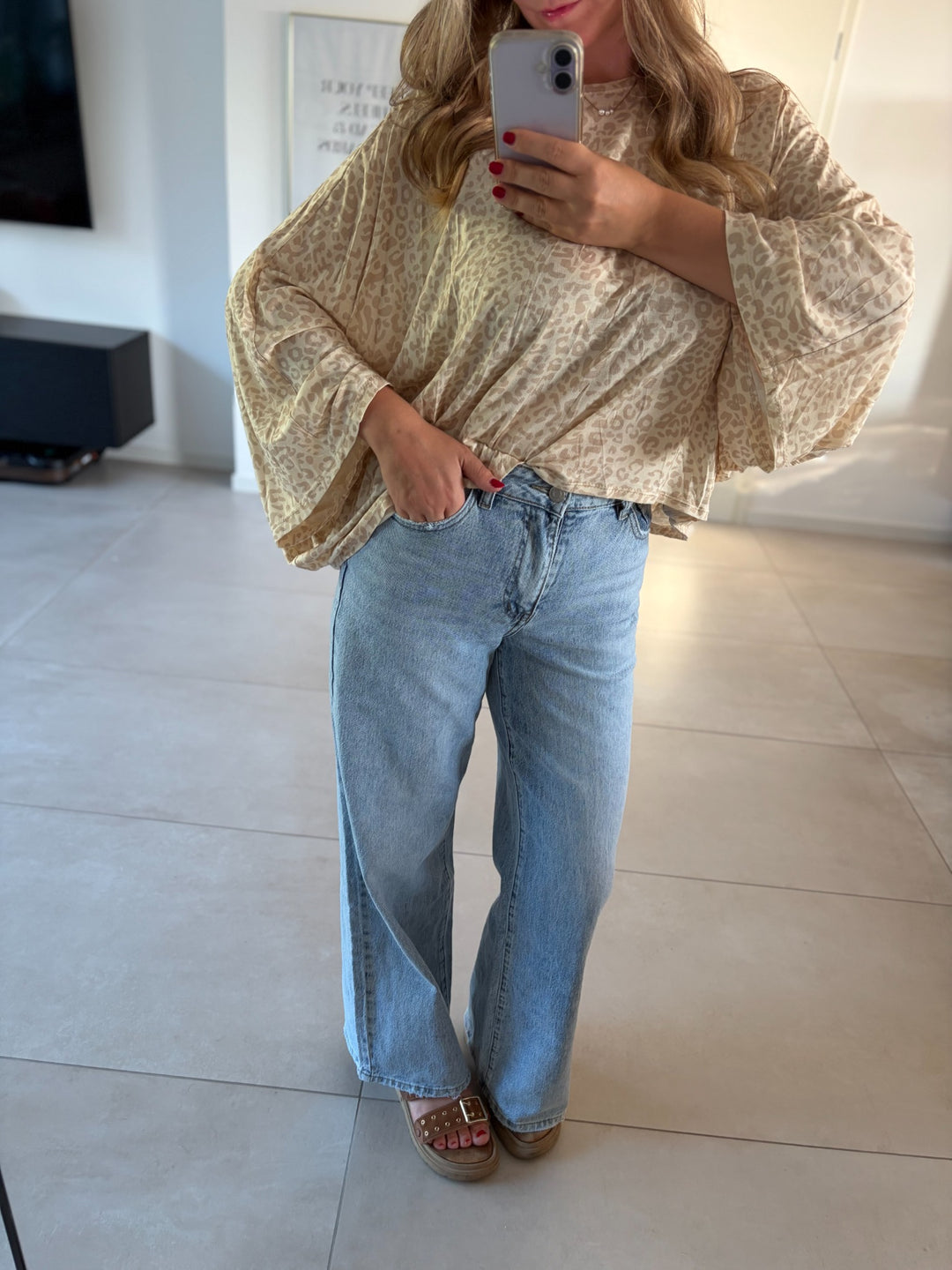 Hellblaue Wide Leg Jeans mit weitem Bein – Passform